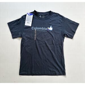 NWTS Columbia Facebook T-Shirt Medium